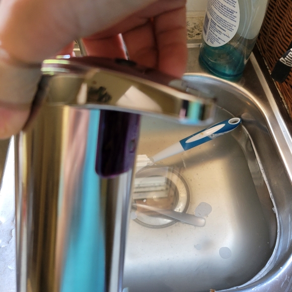 Touchless Soap Dispenser - Picture 10 of 11